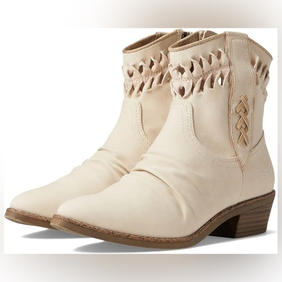 Blowfish Shoes - Vegan Blowfish Boots. NWT. Size 8.5. Western bootie